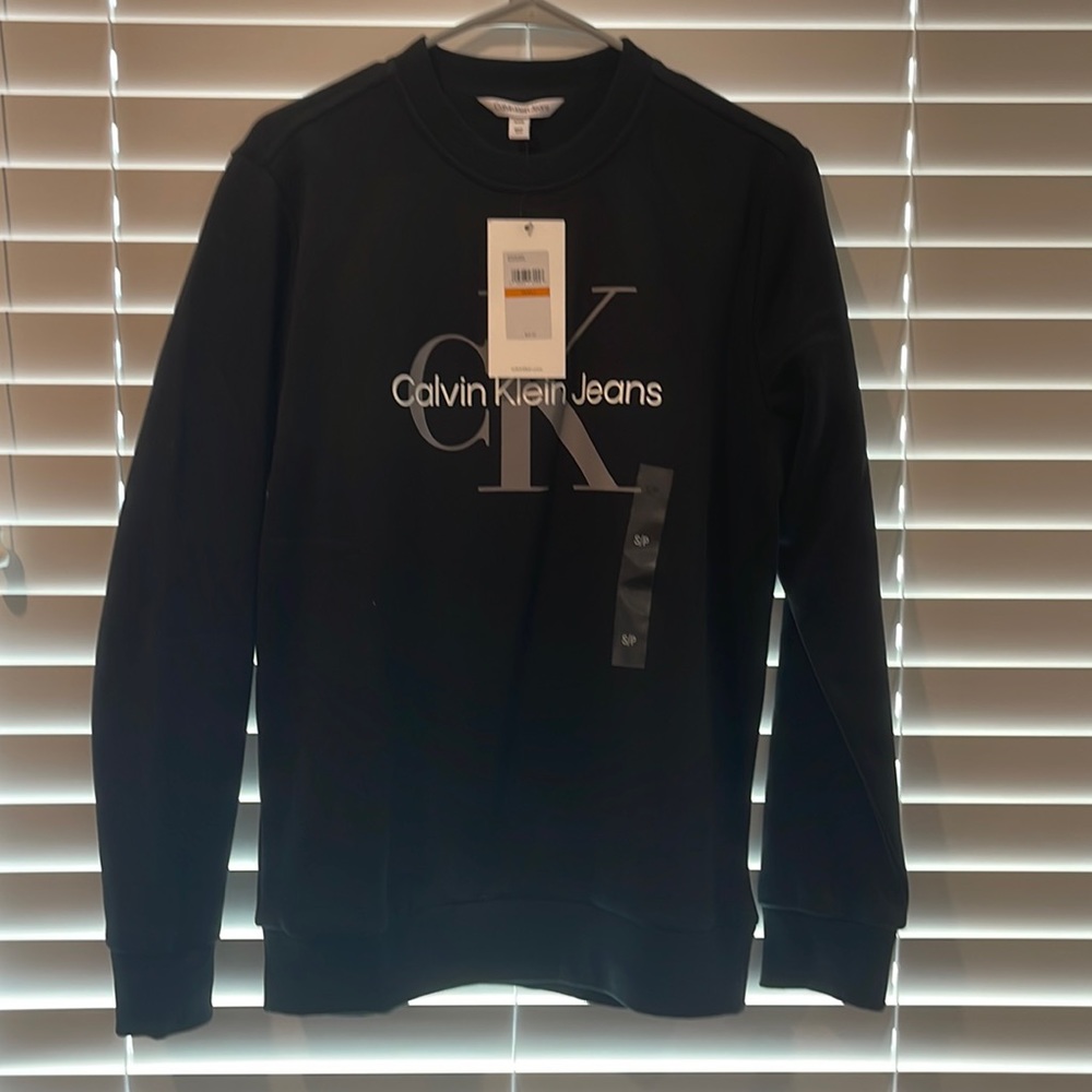 Brand new Calvin Klein small crew neck